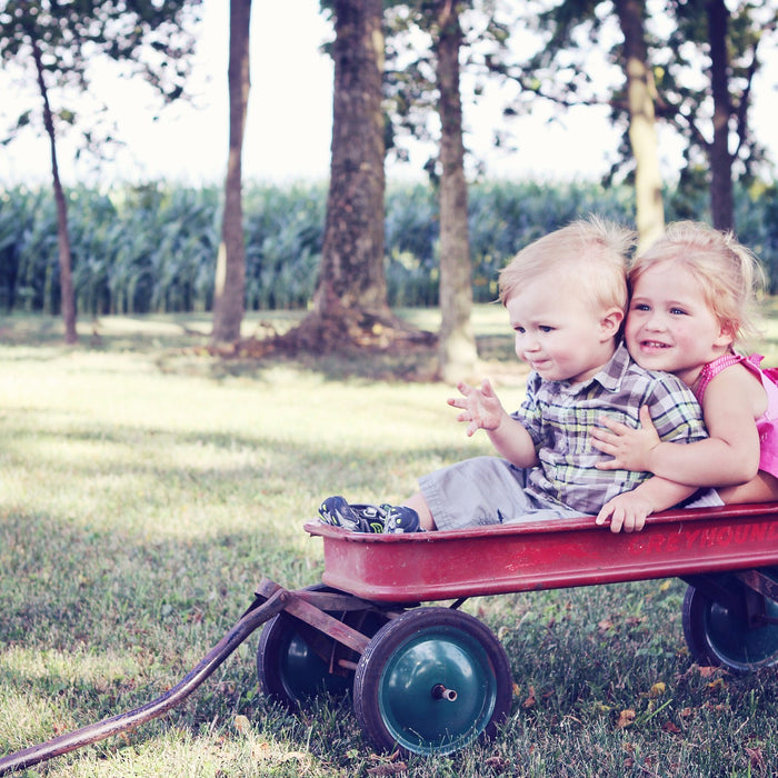 7 Fun-Tastic Ways to Ignite Your Child's Love for Outdoor Play!