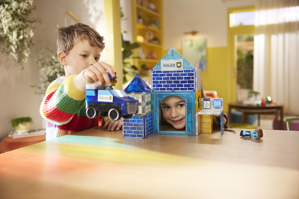MAGNA-TILES Police Station
