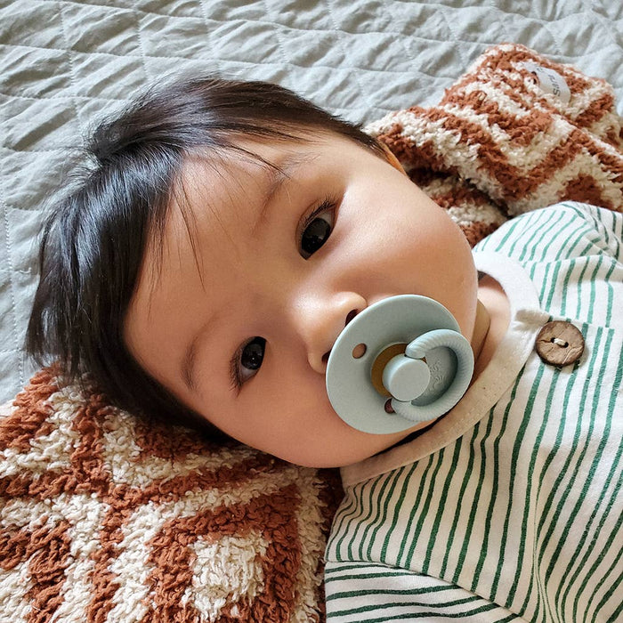 Itzy Soother™ Natural Rubber Paci Sets 6-18 Months