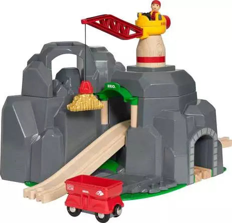 BRIO World Crane and Mountain Tunnel