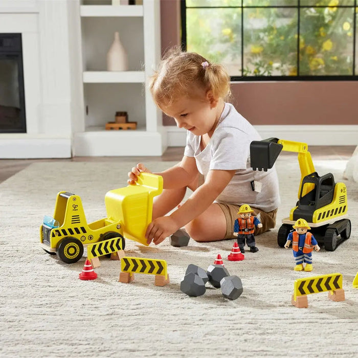 Hauler Dump Truck