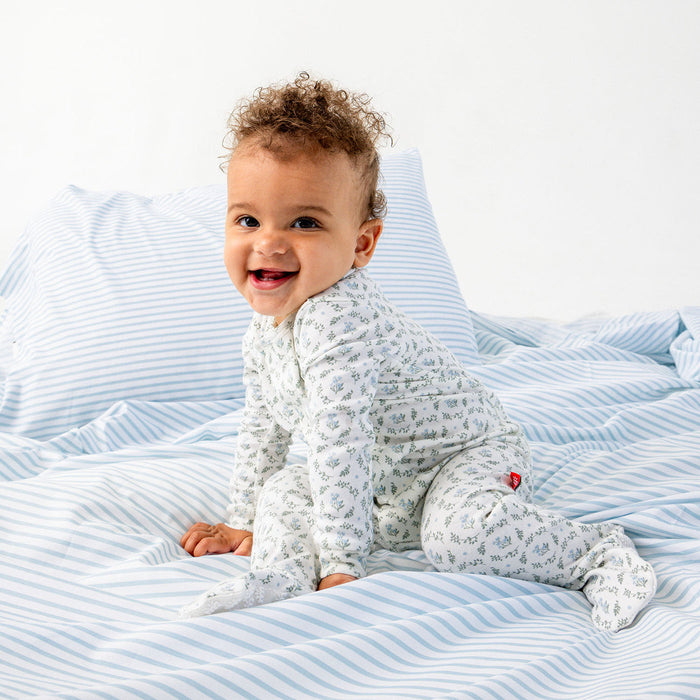 Eloise Organic Cotton Magnetic Footie