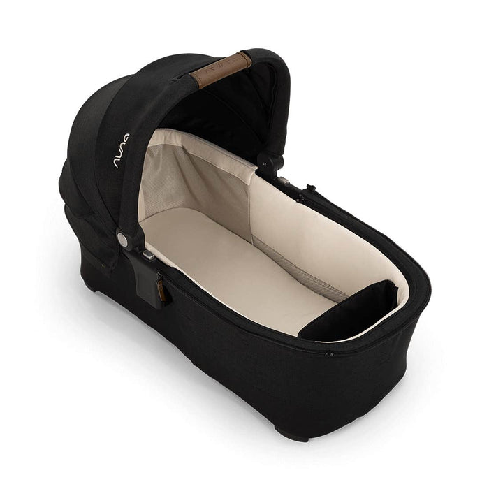Nuna SWIV & TRIV Bassinet + Stand