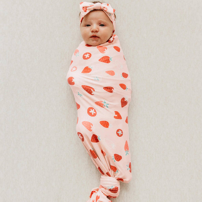 Knit Swaddle Blanket - Strawberry