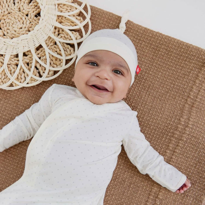 Pin Dot Cream Magnetic Gown + Hat NB-3 Months